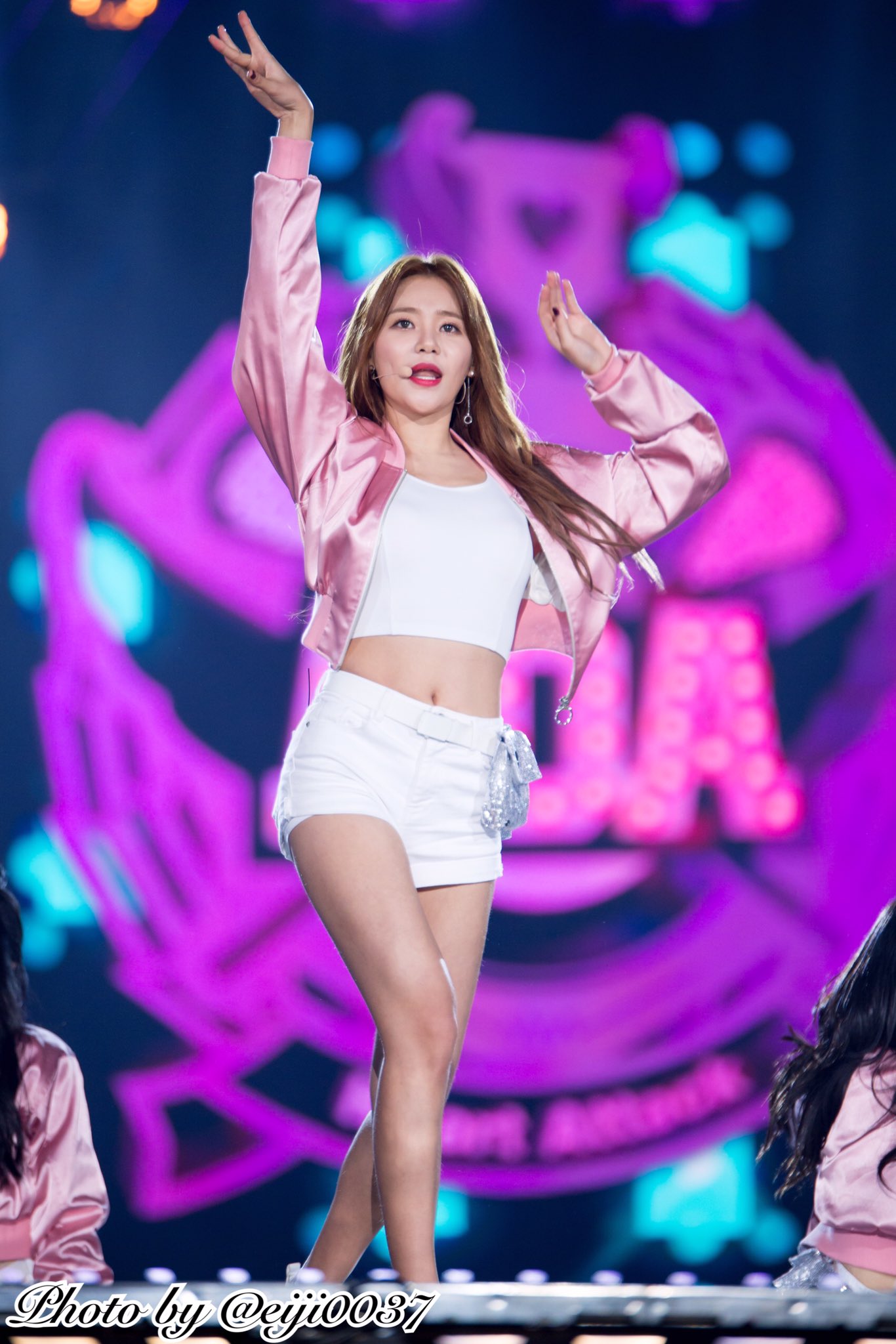 CyamQWMUAAA63GA.jpg:orig