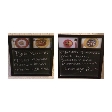 red_balwn's tweet photo. Today's MenuππΌπ΄π #caerdydd #bwydlenplant #meithrin #casnewydd #cssiw #nhs #yummy #cyncoed #lisvane #heath #birchgrove #llanedeyrn https://t.co/XgIW4erMGG
