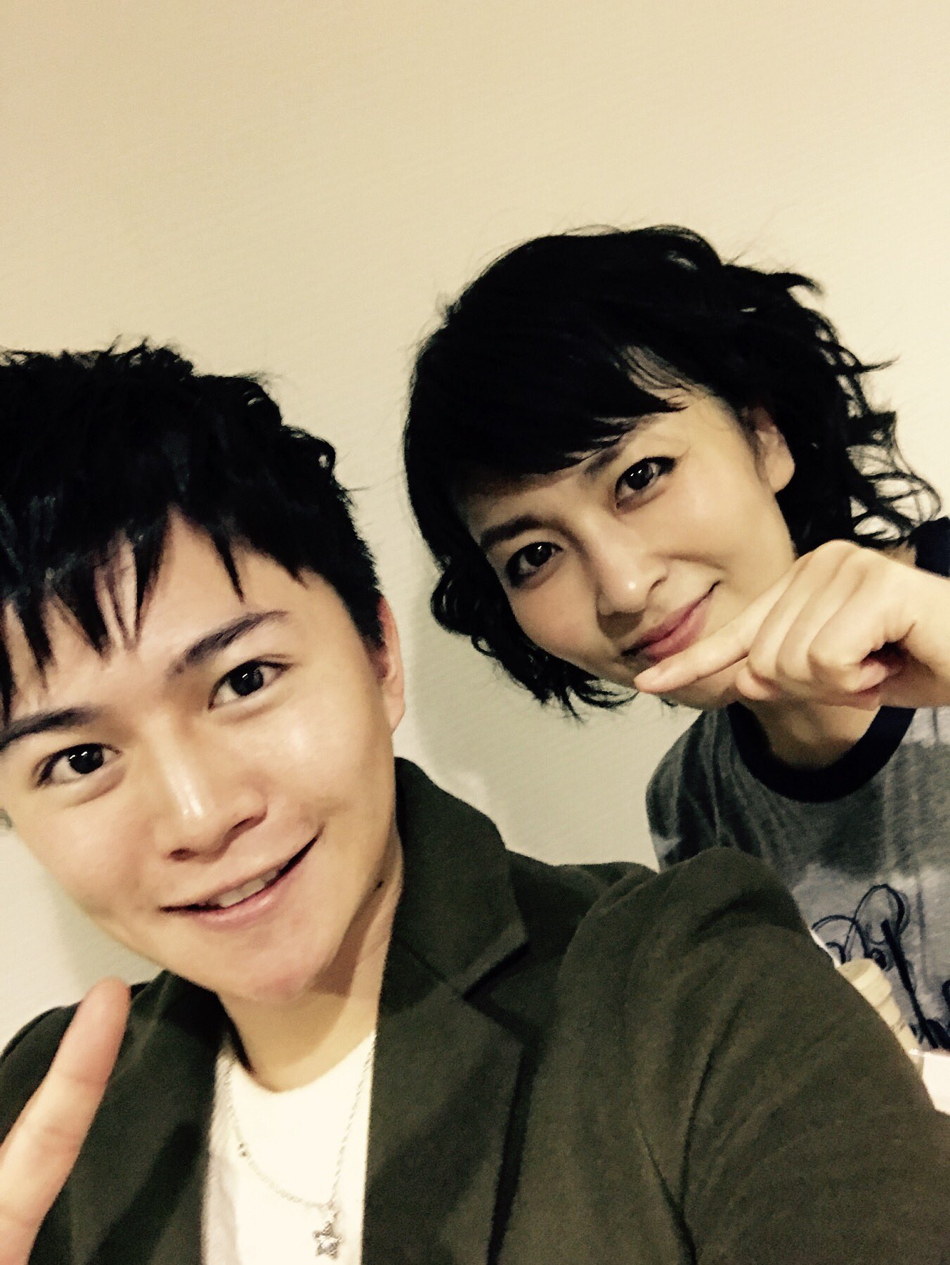 西井幸人 映画 告白 の共演以来可愛がっていただいている松たか子さんが出演している舞台 メトロポリス 観劇してきました 照明や装置を駆使して作り出される世界がすごく特殊で 印象的でした そしてセリフと体による表現 勉強になりました 写真 西井幸人 映画 告白 の共演以来可愛がっていただいている松たか子さんが出演している舞台 メトロポリス 観劇してきました 照明や装置を駆使して作り出される世界がすごく特殊で 印象的でした そしてセリフと体による表現 勉強になりました 写真