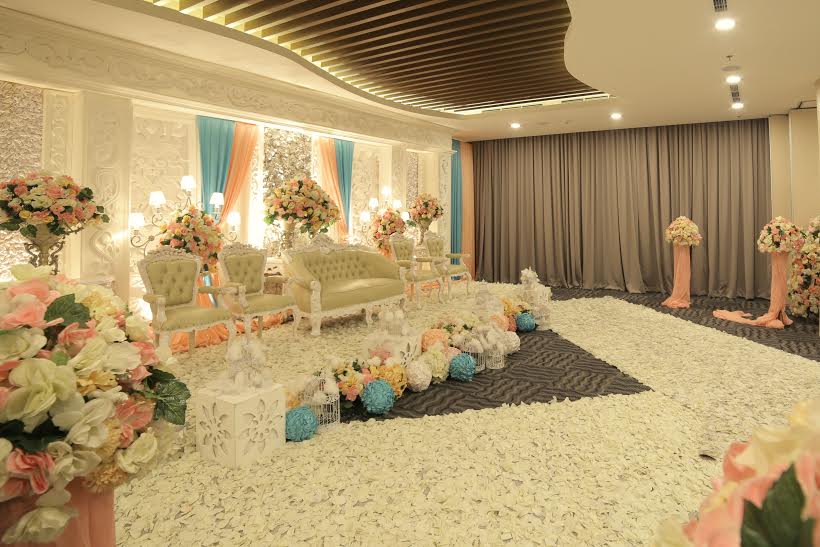 Celebrate your Wedding Ceremony at Ozone Hotel Pantai Indah Kapuk.
Contact :
021-2967 3700
0812 6012 3700
Reservation@ozonehoteljakarta.com