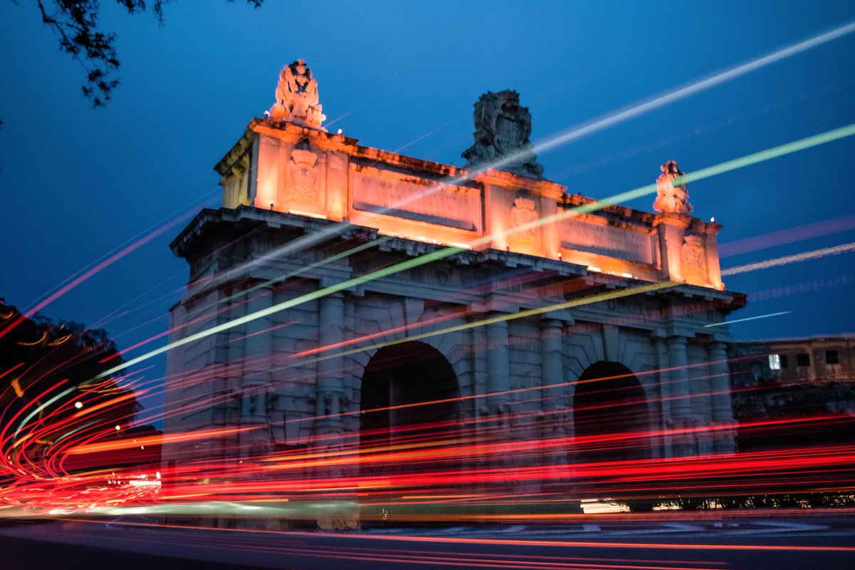JustinMamo's tweet photo. Been meaning to take this photo for over a year!

15 minutes of traffic in one photo :)

#photography #Nikon #Malta #longexposure https://t.co/PTVo93fZzm