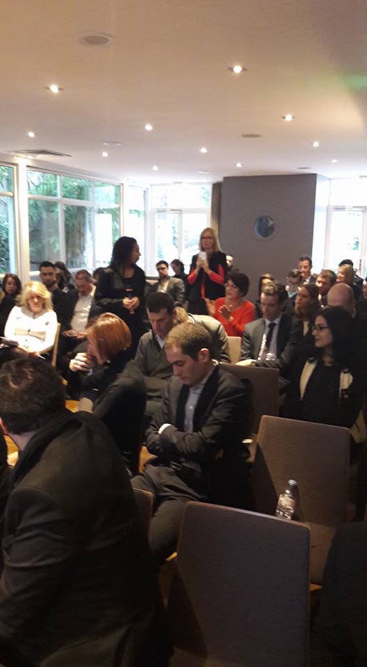 AnthonyRochand's tweet photo. Le 1er événement dédié au #Luxe (le seul) à #Lyon c'était hier.Réunir des dirigeants du #ecommerce et du luxe c'est fait ! #DLMlyon #Keynote https://t.co/SbAizMaqWf