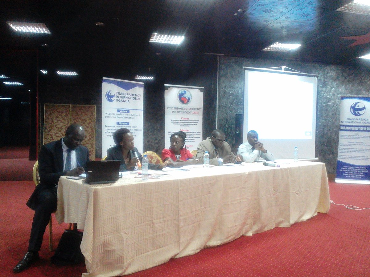 A panel discussion on coordinated approach to addresing community investor land conflicts. @UHRC_UGANDA @ugandainvest @creduganda2 @AfiegoUg