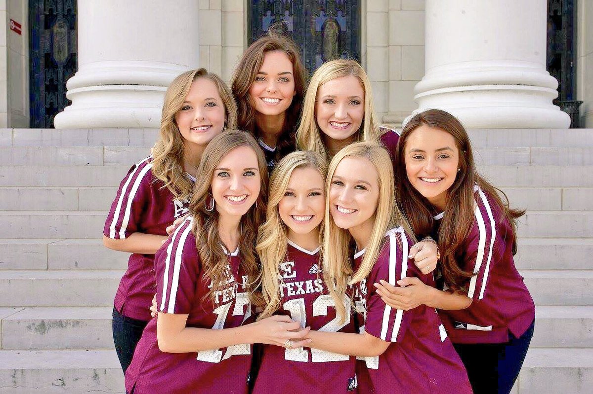 ashleymenting's tweet photo. HAPPY BIRTHDAY @_morgancook_ 💓💓💓 I feel so blessed by our friendship and I wouldn't trade ya for the world 🎉🎈 https://t.co/kWMFzIoxyG