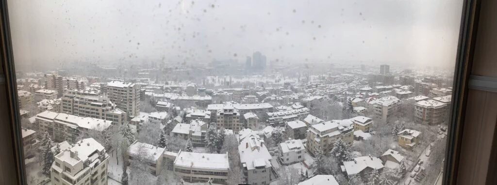 BingooBox's tweet photo. #Ak57 #ShootingArea Snowing #Bulgaria @AksharaHaasan1 @MsKajalAggarwal @anirudhofficial @thalatweets @ThalaFansClub https://t.co/Q2CmOD4nOE