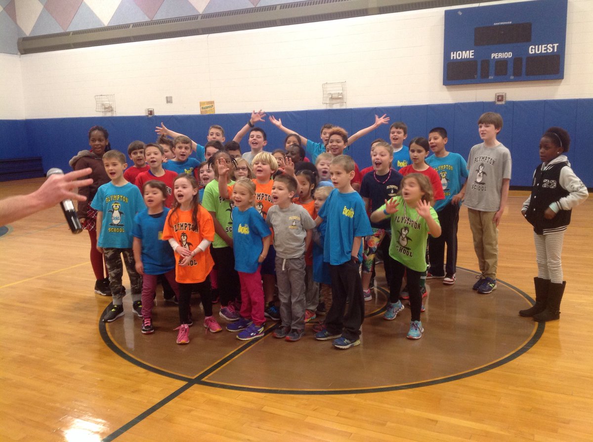 PlymptonPRIDE's tweet photo. BOKS Rocks! Thank you to all the volunteers for continuing to teach students @PlymptonPRIDE the importance of keeping active! #onewaltham https://t.co/eoJCQXCX4v