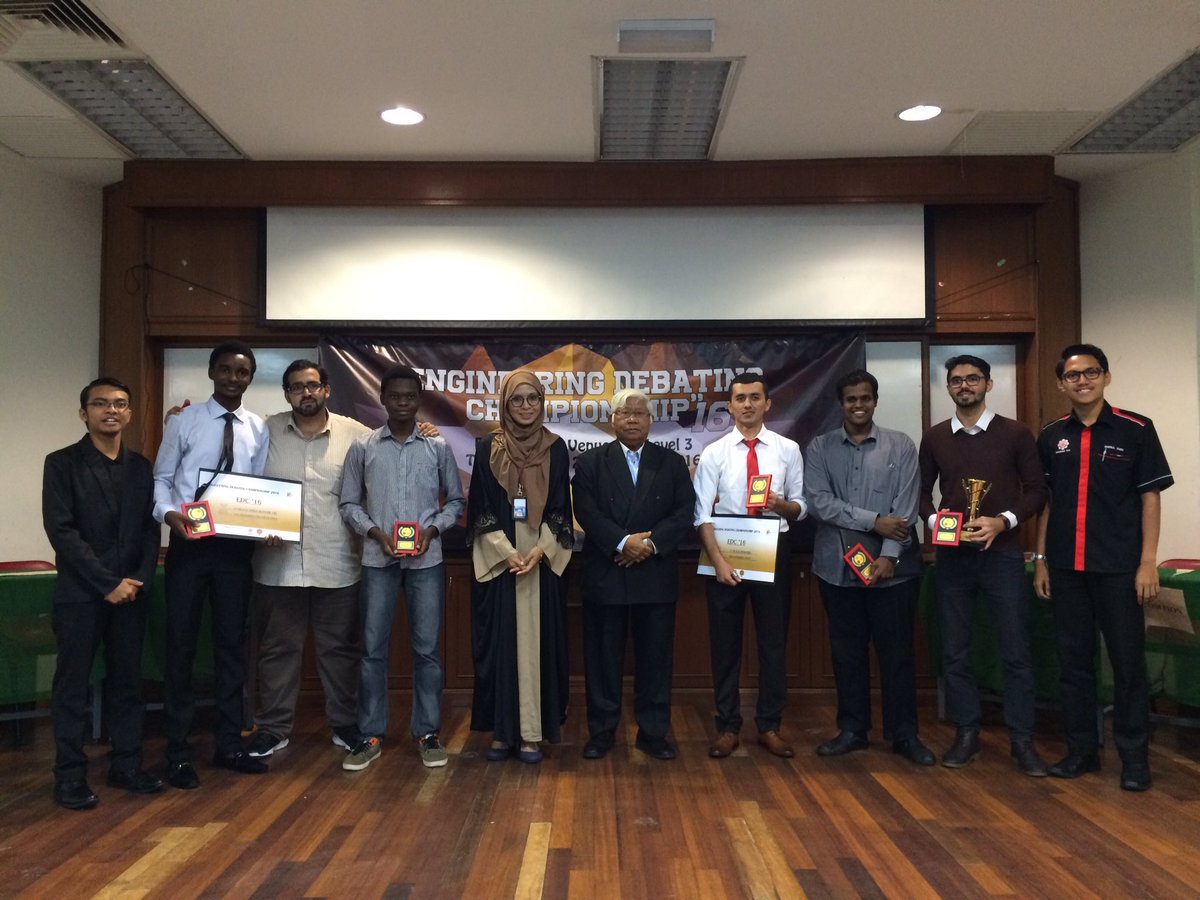 edciium2016's tweet photo. Congratulations 🏆 #edc16 #finaldebate https://t.co/OSRZBBowK2