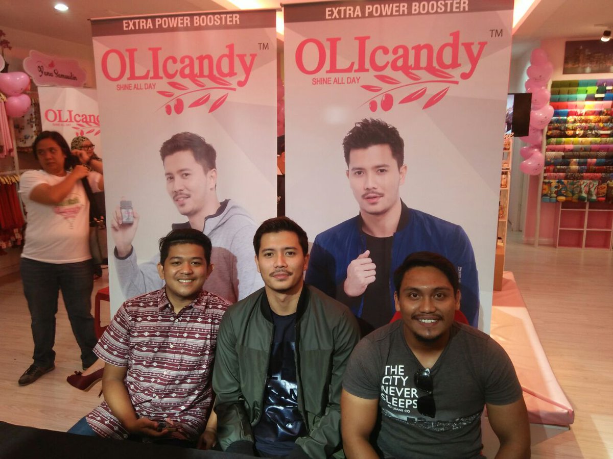 paan0901's tweet photo. #FattahAmin #OliCandy #Throwback https://t.co/4eGSOYw7Oc