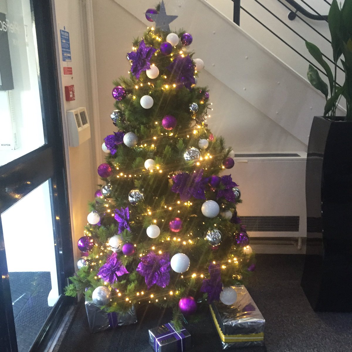 MediaCityUK's tweet image. Say hello to Suzie in @PieFactoryMCUK and drop in your donated toys for @CFKKEY103 👭🎄 #missionchristmas #dropoffpoint