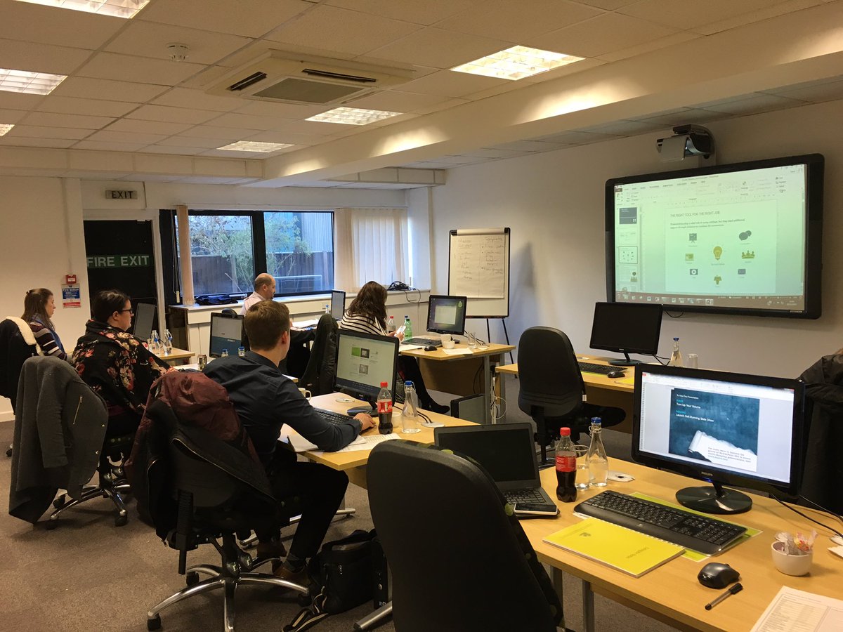 kd_moss's tweet image. The @Servest_UK #Marketing and #ClientSolutions team are hard at work #training. #AlwaysImproving #MovingForwards