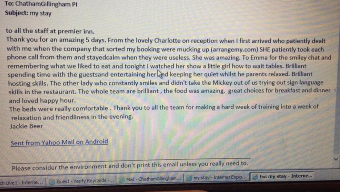 AprilEames1's tweet photo. @AprilEames1 @placemadebyyou @SouthEastSolus My amazing team 2 compliments in one week. 😊 https://t.co/InxUnpZhOK