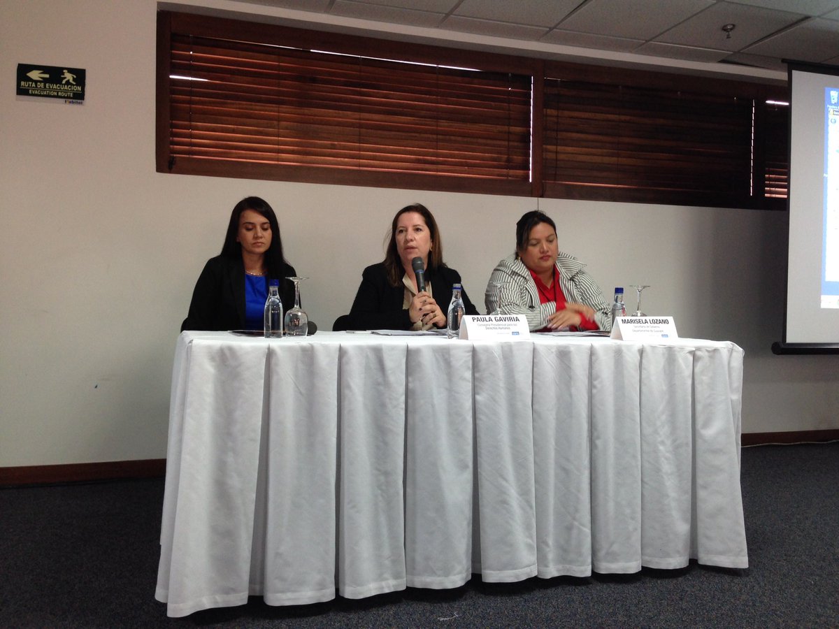 ConsejeriaDDHH's tweet photo. .@PaulaGaviriaB instala Encuentro Territorial #SistemaDDHH para el impulso de acciones en el marco de la Estrategia Nacional de #DDHH 🇨🇴🕊📝 https://t.co/6fN2kzpc9L