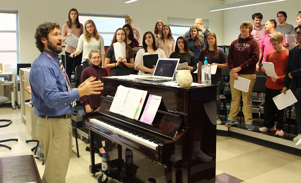 LakesEagles's tweet photo. Choir director Mr. Johnston is one of November's Staff Members of the Month. Congrats! #BeAnEagle @ChoirLchs @choirdaddy https://t.co/5kXhjSRKFK
