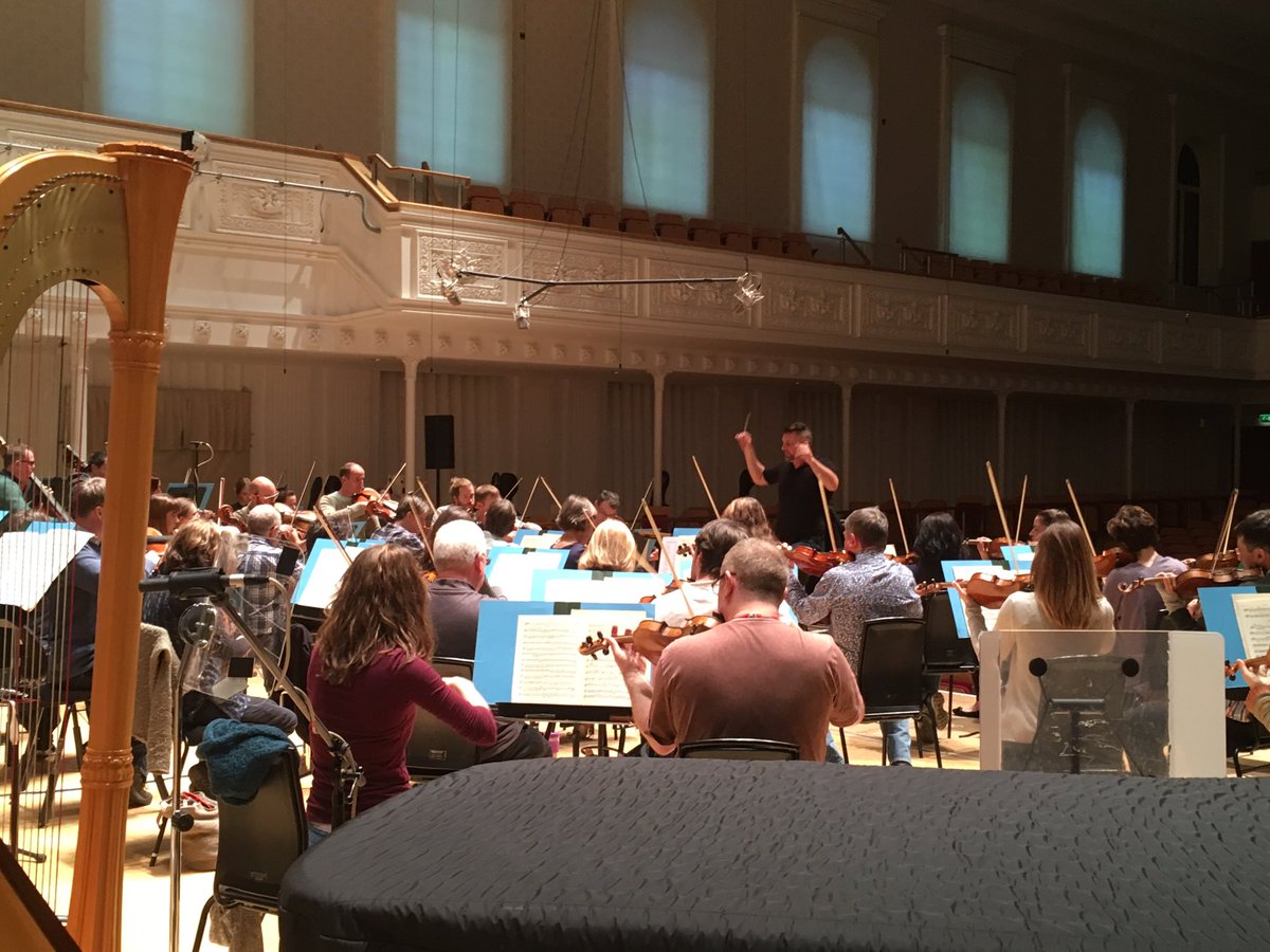 #Tchaikovsky rehearsals in full swing with Matthias Pintscher 🎻