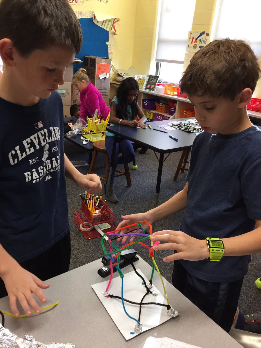 AlexanderReads's tweet photo. Make something creative Makerspace challenge! #amusementpark #playground #funkytable @HoffmanTrailsEl https://t.co/YGaQ9vlW1i