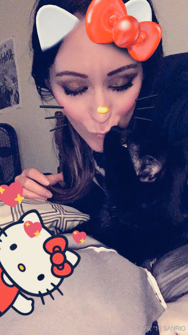 CuteSampleGirl's tweet photo. Spending time with my kitty! #catlovers #crazycatlady https://t.co/l62hzhwsif