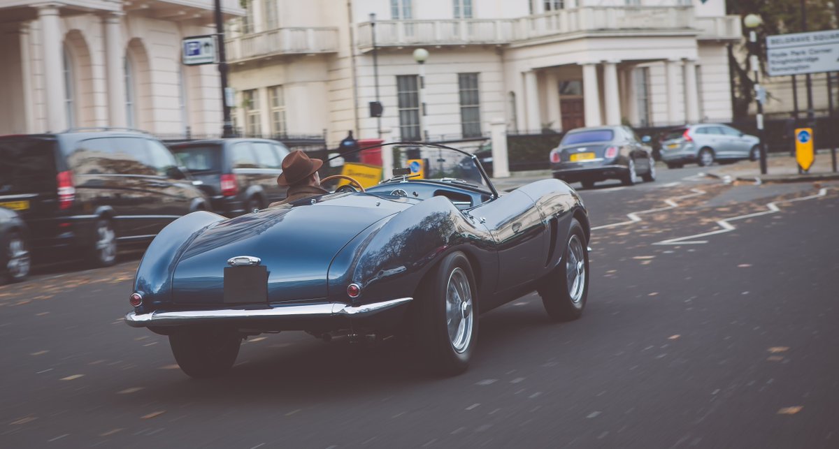classicdriver's tweet photo. And you thought the DB5 was the most beautiful #AstonMartin?
https://t.co/P7XeG1pb8J
@JDClassics @astonmartin https://t.co/Ot7k493ZNX