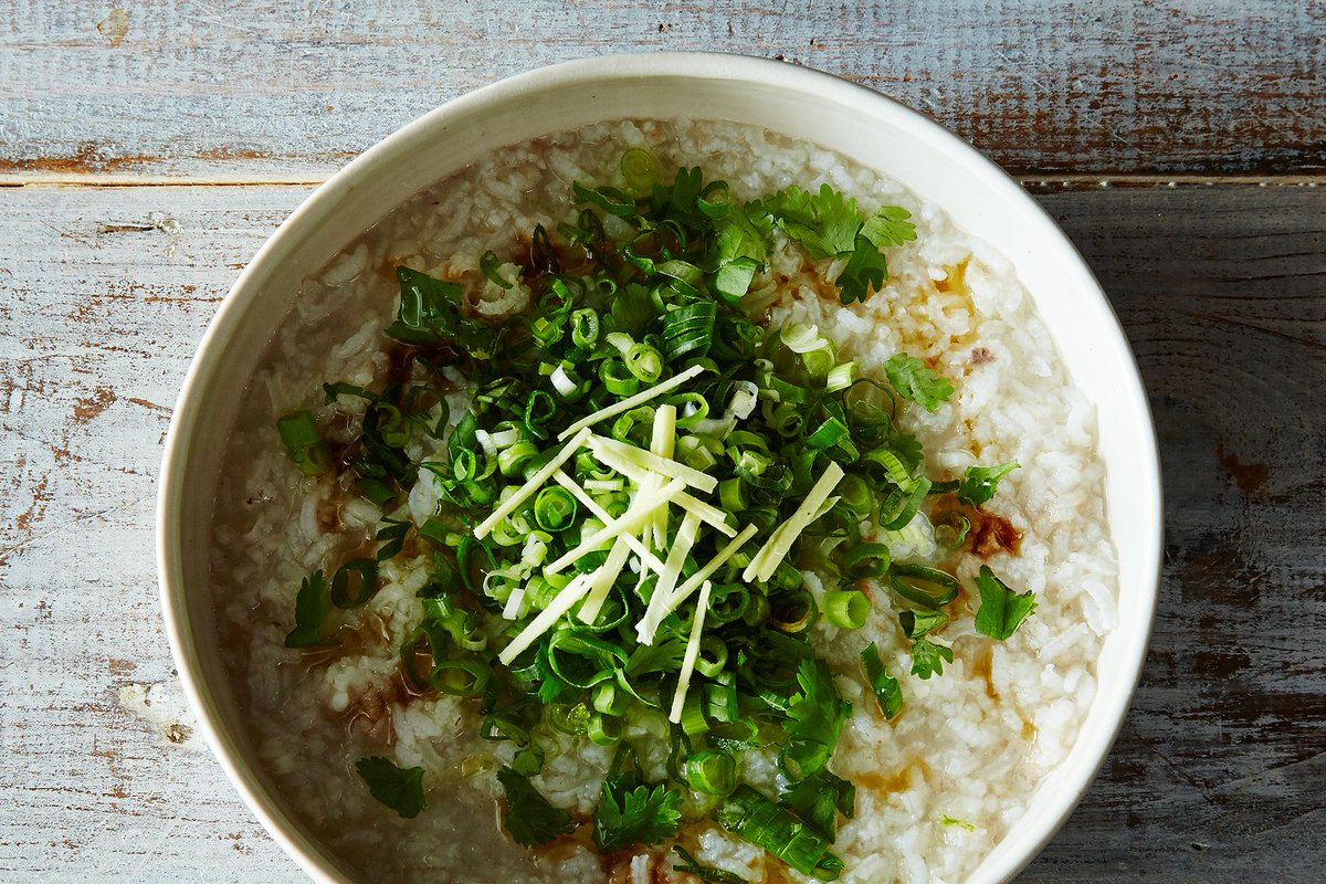 For nearly instant congee, stockpile rice in your freezer:  f52.co/2fHRT70