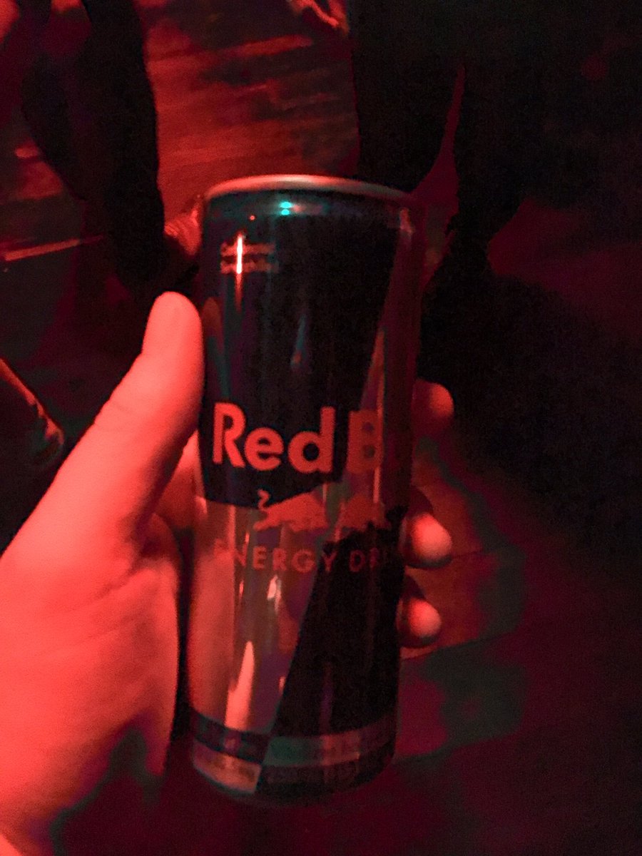 chrisgeorgiev's tweet photo. Seriously @redbull, why they serve you not cold in #ClubMass , really disappointed, refused to give me even ice :-( https://t.co/wAoyAoy90R