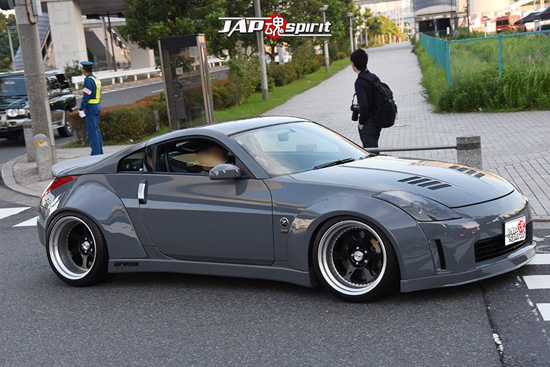 JAPspirit's tweet photo. #WorksFender #GtBlog #Stancenation 2016 Nissan Fairlady Z33 works fender grey body at odaiba https://t.co/krt88jKyHc https://t.co/BIhaNfVXu3