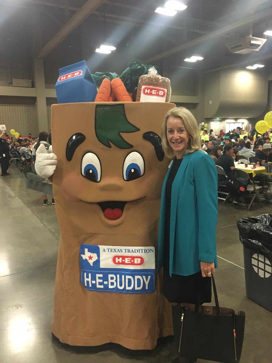 Thanks to <a href="/HEB/">H-E-B</a> for the great work they do with their annual Feast of Sharing. Learn more about this great cause here bit.ly/2fffcIJ