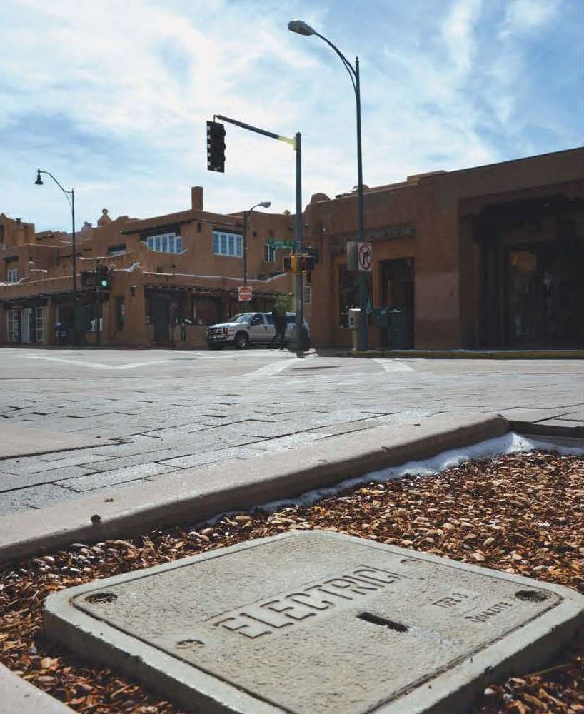 HubbellPowerSys's tweet photo. How to select &amp; install underground enclosures! View our online course at @AECdaily. https://t.co/RrESvpttF0  #HPSDelivers #Quazite https://t.co/EjdNrDYw2Y