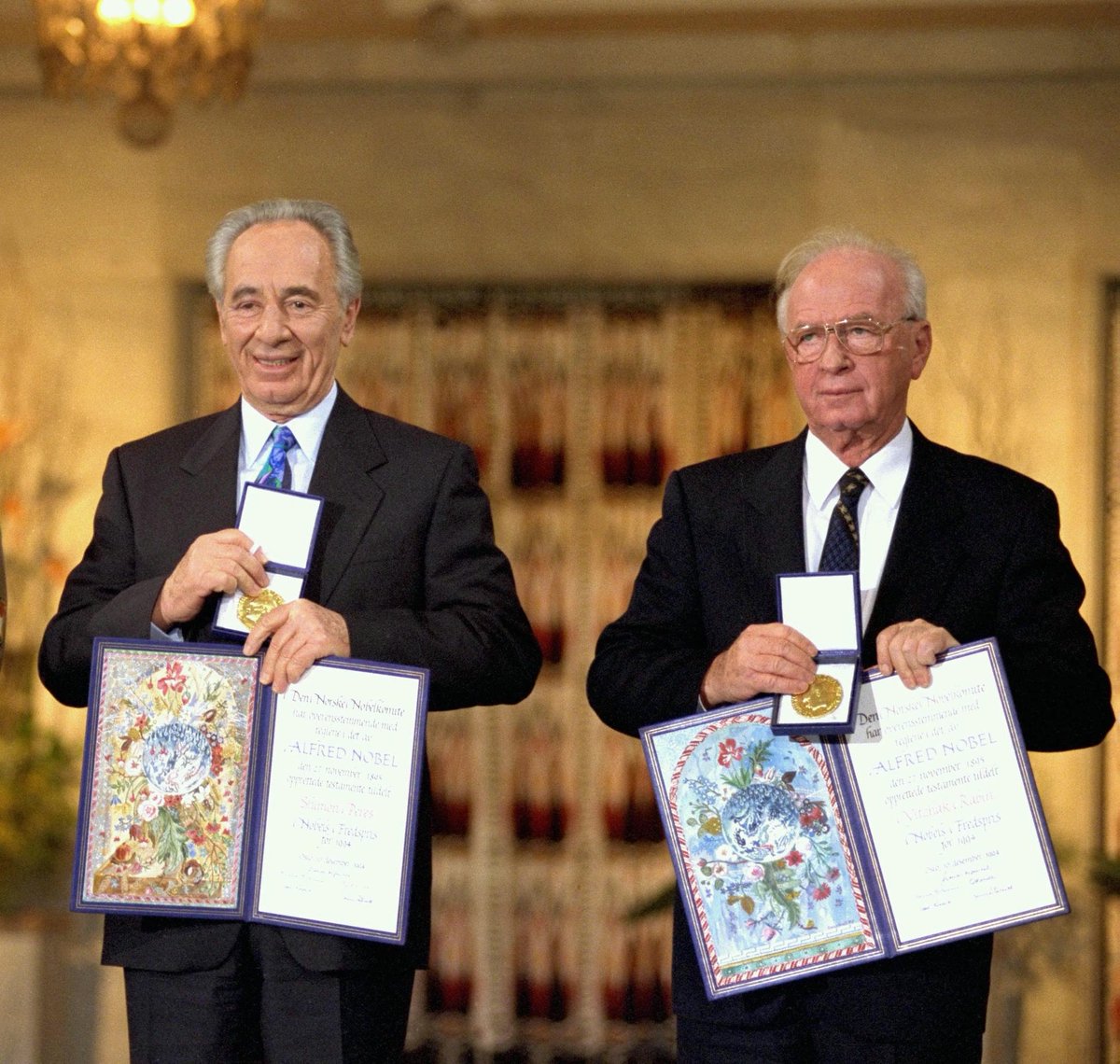 ObratTours's tweet photo. Did You Know?
Yitzhak Rabin and Shimon Peres won a Nobel prize for peace in 1994 https://t.co/AvOR80mTHa