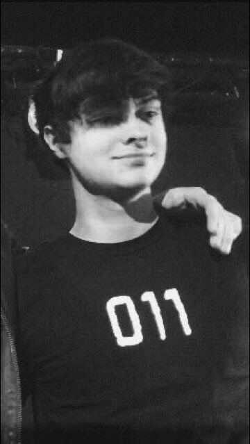 FixedRichardson's tweet photo. Trevor in his '011' T-shirt 👕 https://t.co/F1HZag6c4m
