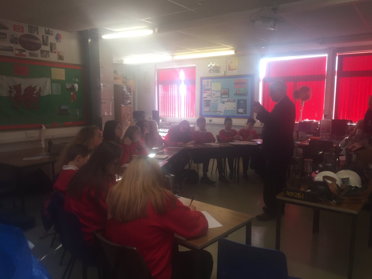 Pontcomphistory's tweet image. Year 9 History project, learning about miners involved in WWI