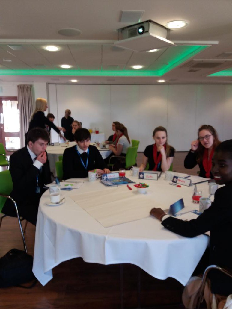 TravelCCN's tweet image. @norwichcollege Level 2 t&amp;amp;t @PottersResort morning activity #employerengagement #collabrativelearning