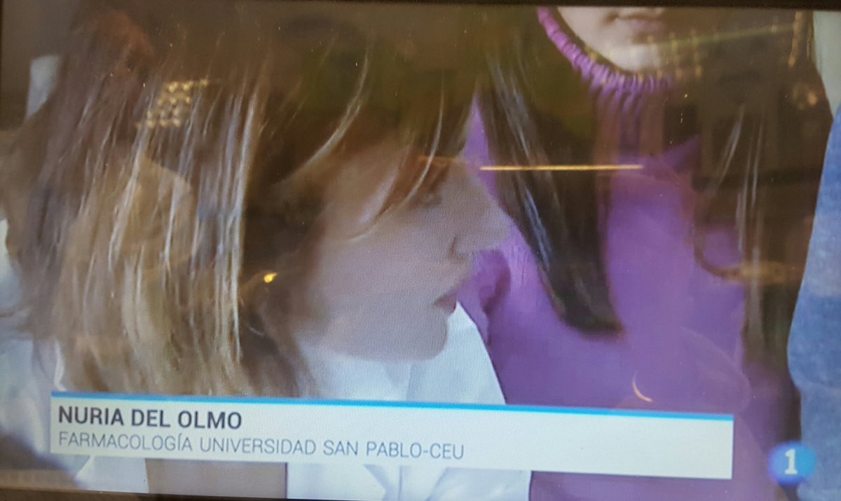 crodriguezriv's tweet photo. Presumiendo de compis en #tve1 @FarmaciaCEU @cglezmartin @nuria3355 @capegarCeu #orgulloCEU #todoeldiaenlatv https://t.co/eSeGRGP07G