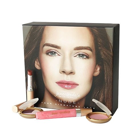 Cosmetictwit's tweet photo. We ♥ Jane Iredale Your Signature Look Box, 5 sets with all you need for the perfect makeup look https://t.co/2tgrNReE6a @janeiredale_UK https://t.co/r3G1OzI4hV