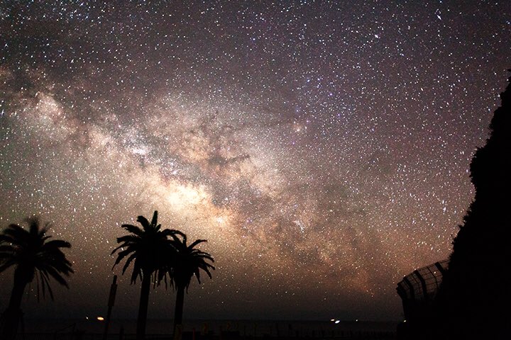Fe1Ow0's tweet photo. 田舎に行って星空みたい！！！
写真は宮崎県堀切峠の星空

#宮崎
#星空 https://t.co/Y8UbhpacSV