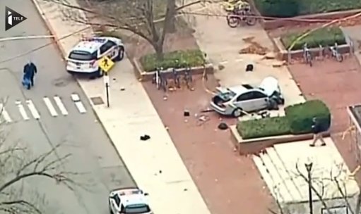 CNEWS's tweet photo. #Ohio > L'auteur de l'attaque qui a fait onze blessés sur un campus a été abattu par la police

>> https://t.co/2Me2PuRA4t https://t.co/EiMfcyiu41