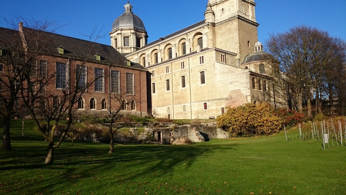 In deze fijne gebouwen vind je vandaag het #UiTnetwerk terug. Communiceren naar #families #Vlieg