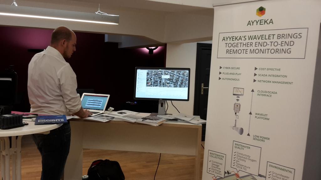 angusemery65's tweet photo. Final preperations before Challenge Up Demo Day #hubraumberlin #telekomwall #challengeup @challengeupacc https://t.co/kdhpw8SyAb