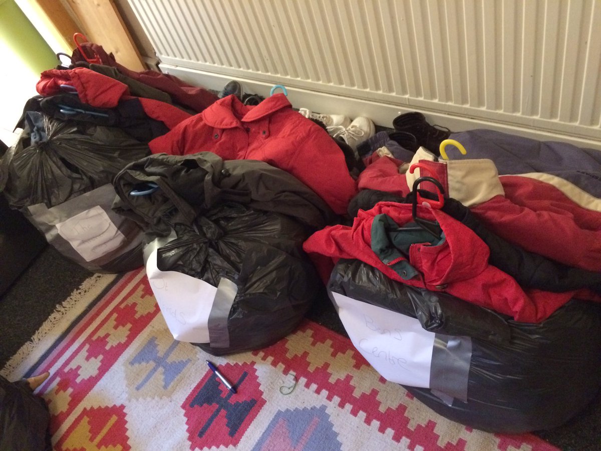 usesparechange's tweet photo. The items are packed up and ready to go! #donations #sheffield #homelessness #TweetForShelter https://t.co/0yxomkXM2A