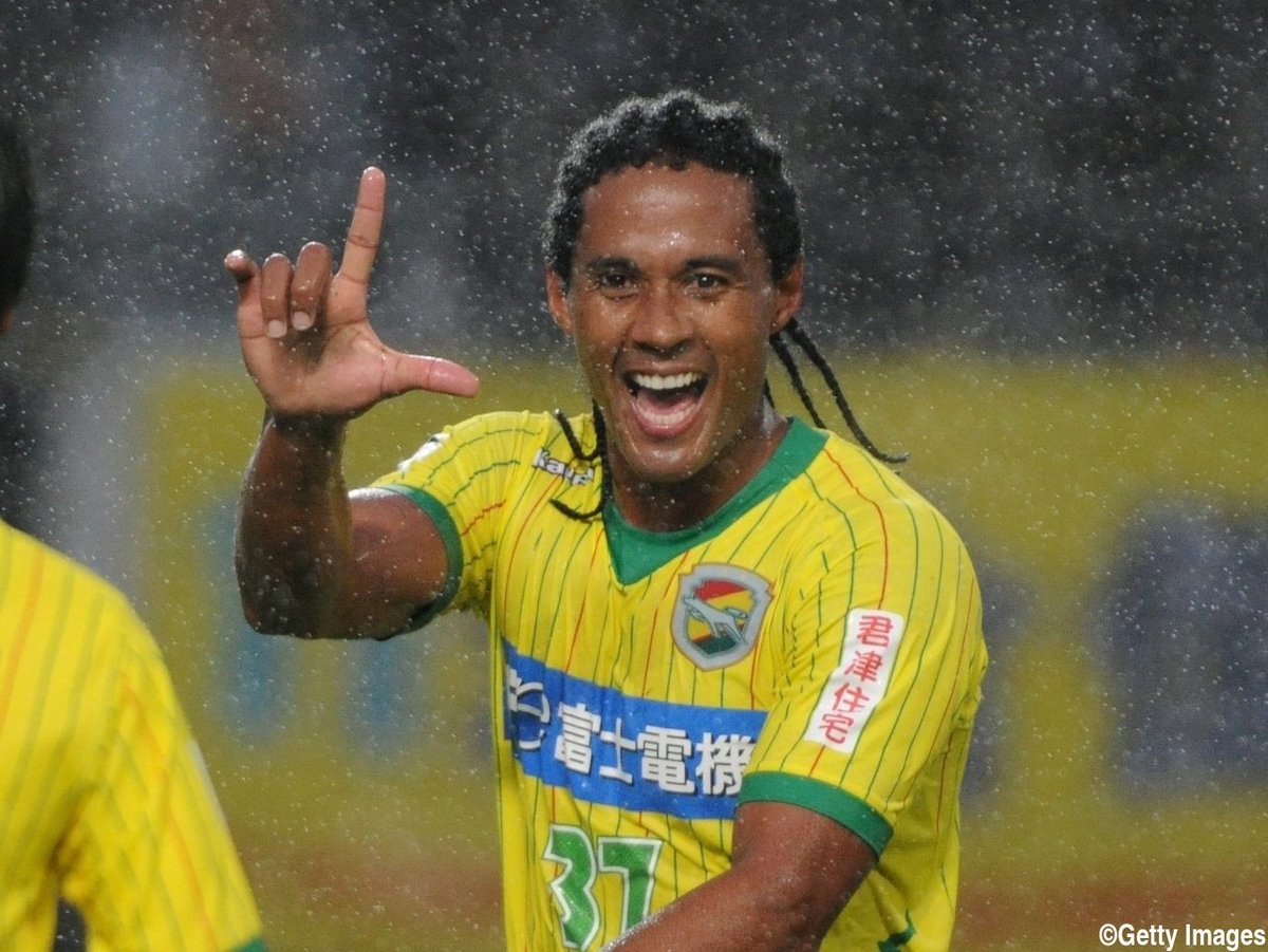 訃報 コロンビアでの飛行事故で元セレッソ大阪 ジェフ千葉のケンペス選手が亡くなる 2ページ目 Togetter