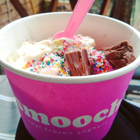 SmoochSmile's tweet photo. Nom Nom Nom... <3 https://t.co/TZcnetfUCx
