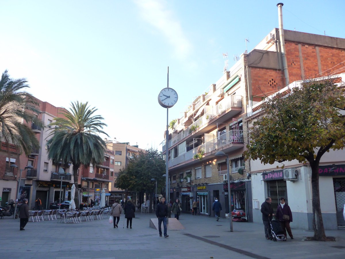 isabel_m_r's tweet photo. Sabeu d'on ve el nom de plaça del Rellotge #Fondo? No és d'on us imagineu. La resposta, avui al Museu Torre Balldovina (19.30h) @_scmedia https://t.co/evP6A7oIk0