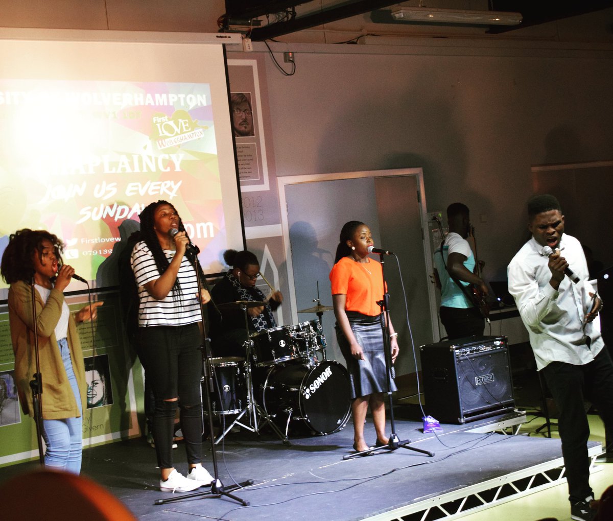 WolvesSU's tweet photo. @TheSummitWlv Great Praise Night organised by our societies last week #jointhepack #praisenight https://t.co/MEX8UQItnM