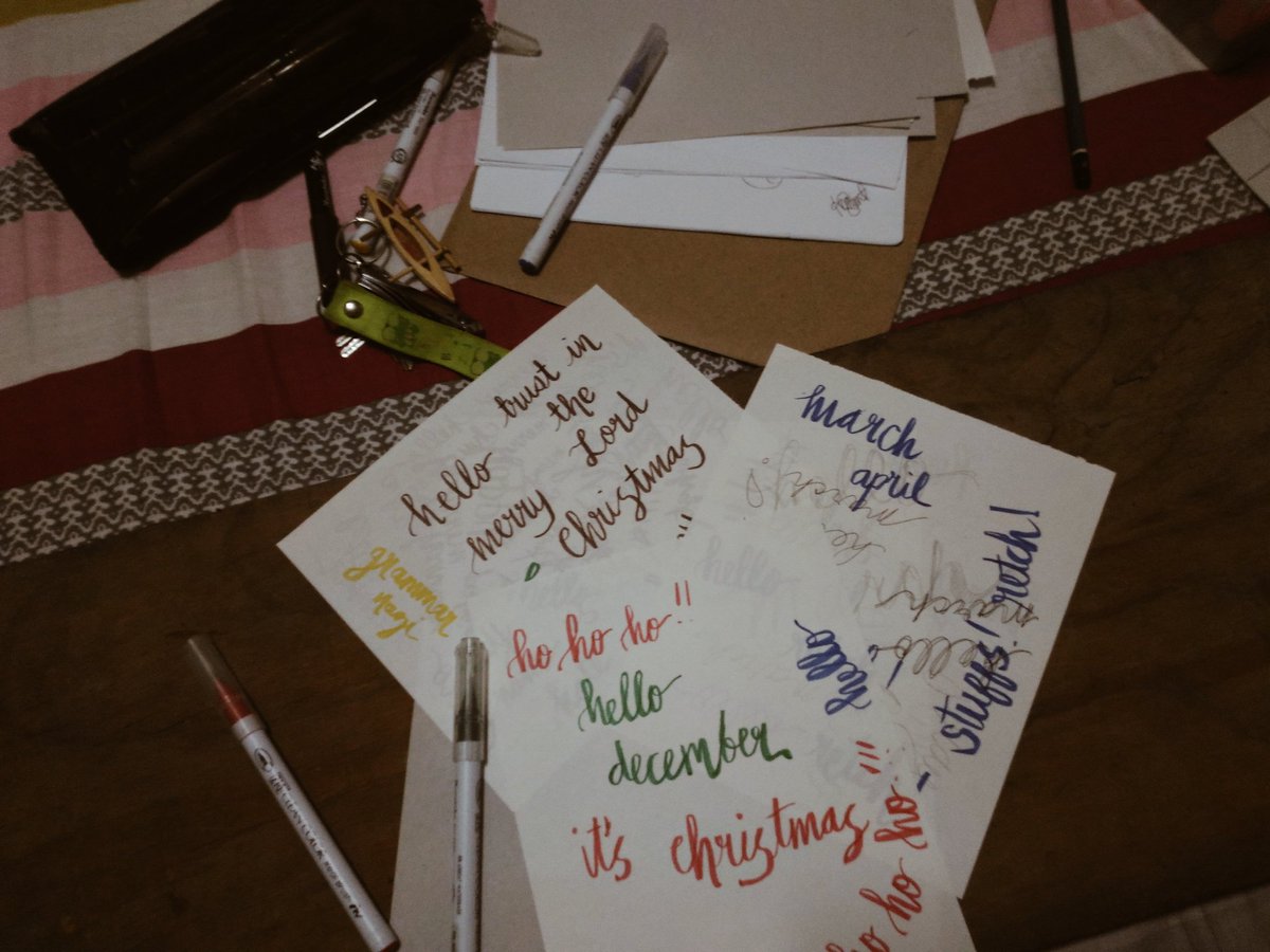 santoskatrine's tweet photo. PRACTICE. 🙊✌ #vscocommunityph #vscoph #vscophilippines_ #LetteringPH #CalligraphyPH #TypeLanguage https://t.co/hIx6KHI1Fl