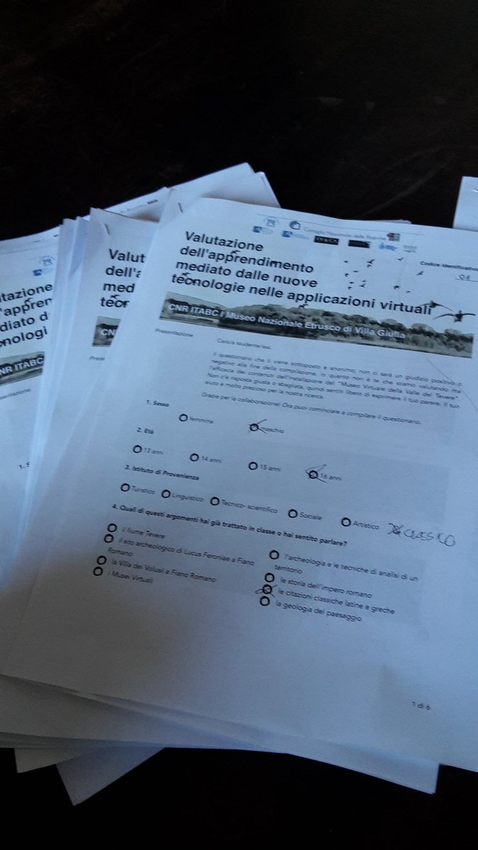 MVirtualeTevere's tweet photo. Adesso è il momento del questionario, come valuti #MuViVaTe? Grazie al Liceo Augusto per aver partecipato! https://t.co/jSYGy91qnW