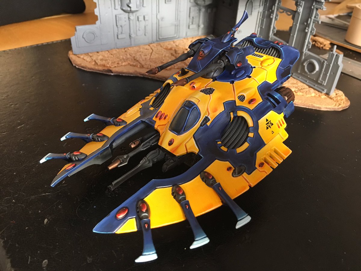 wargriffon's tweet photo. Finally finished this bad boy after a long break from the hobby. #Warmongers #miniaturemonday #40k https://t.co/GRtn2kKcET