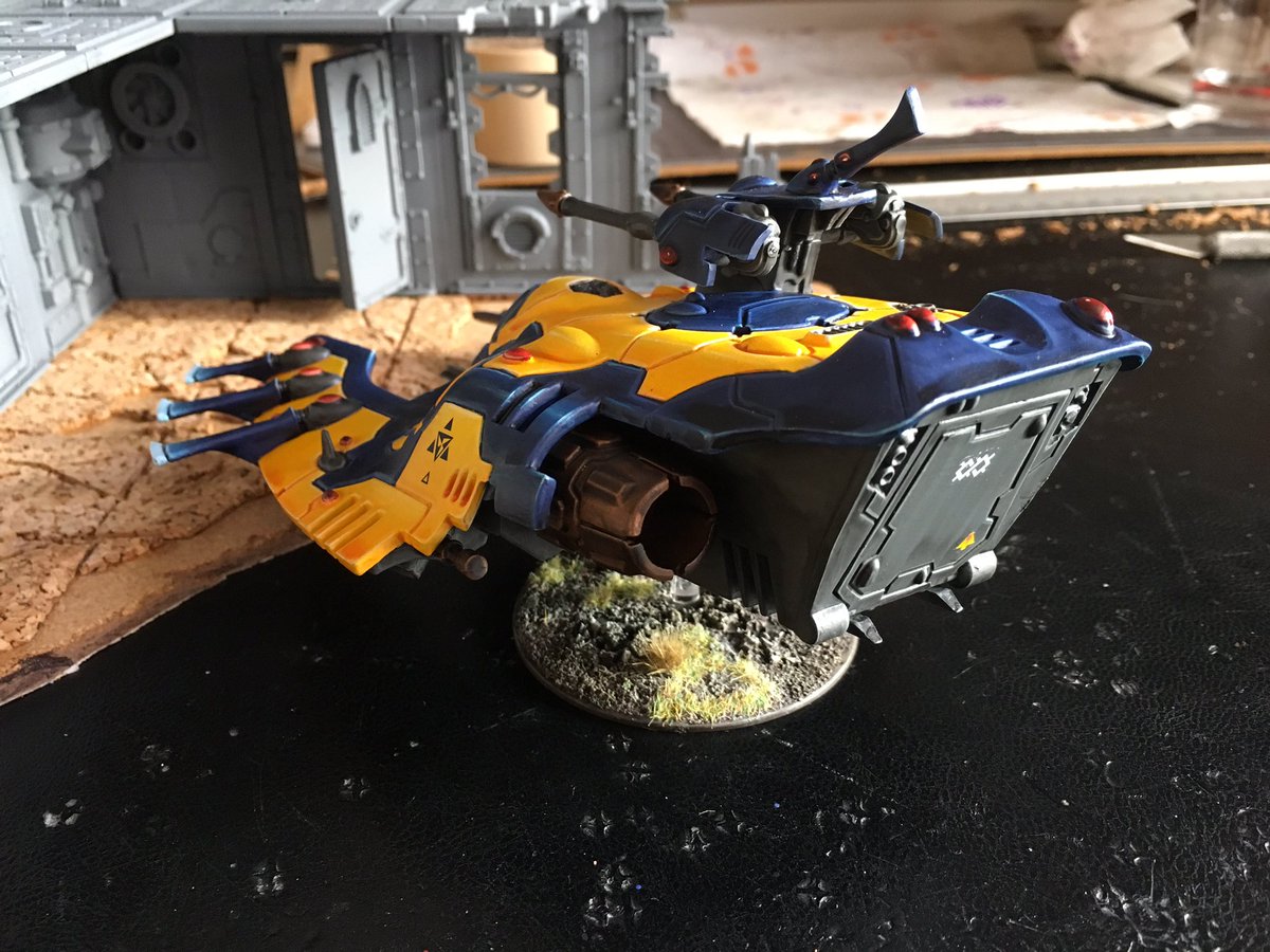 wargriffon's tweet photo. Finally finished this bad boy after a long break from the hobby. #Warmongers #miniaturemonday #40k https://t.co/GRtn2kKcET