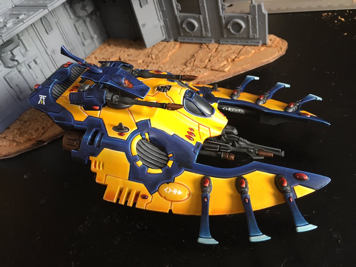 wargriffon's tweet photo. Finally finished this bad boy after a long break from the hobby. #Warmongers #miniaturemonday #40k https://t.co/GRtn2kKcET