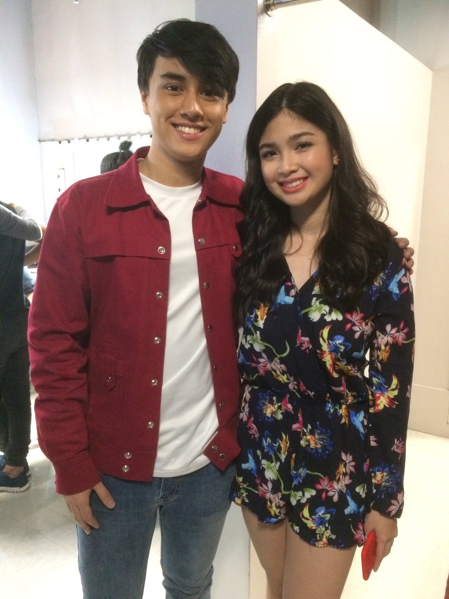 httpven's tweet image. Ayy pak different angle and position ang mag jowa. Chos!

HEAVEN ForWishFM