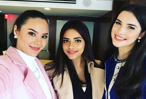 MissIrelandORG's tweet photo. Some images of @niamhkatkennedy enjoying meeting other finalists @MissWorldLtd #missireland #missworld2016 #missireland2016 https://t.co/RV1GntbaPE