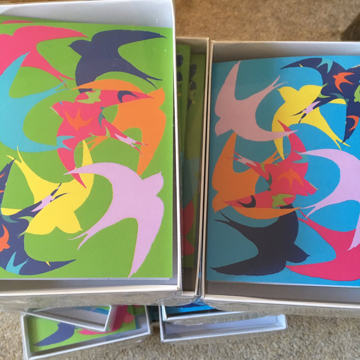 JSherwoodStudio's tweet image. Thank you @DCSPrint the cards 💕and so quick to arrive 👏👏👏👏#cards #gifts #business