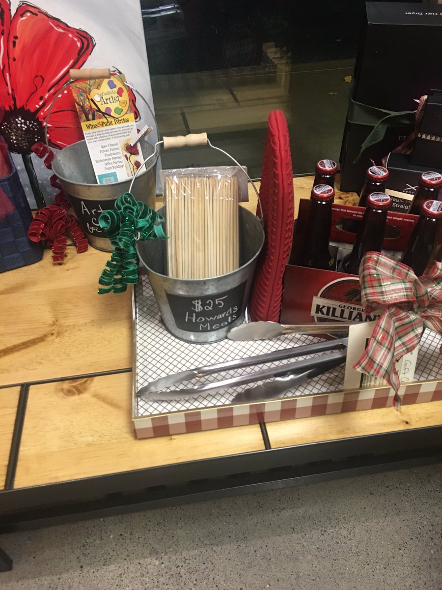 ElyseNBC's tweet photo. Head over Heels Salon in Toledo is helping out the Walton family this holiday, here's a look at some raffle prizes you can enter @NBC24WNWO https://t.co/JuwFxgSFbH